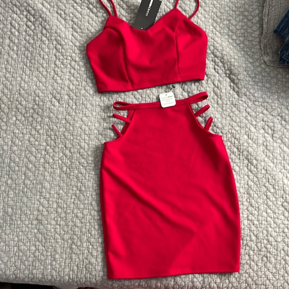 Fashion Nova Dresses & Skirts - Matching set RED